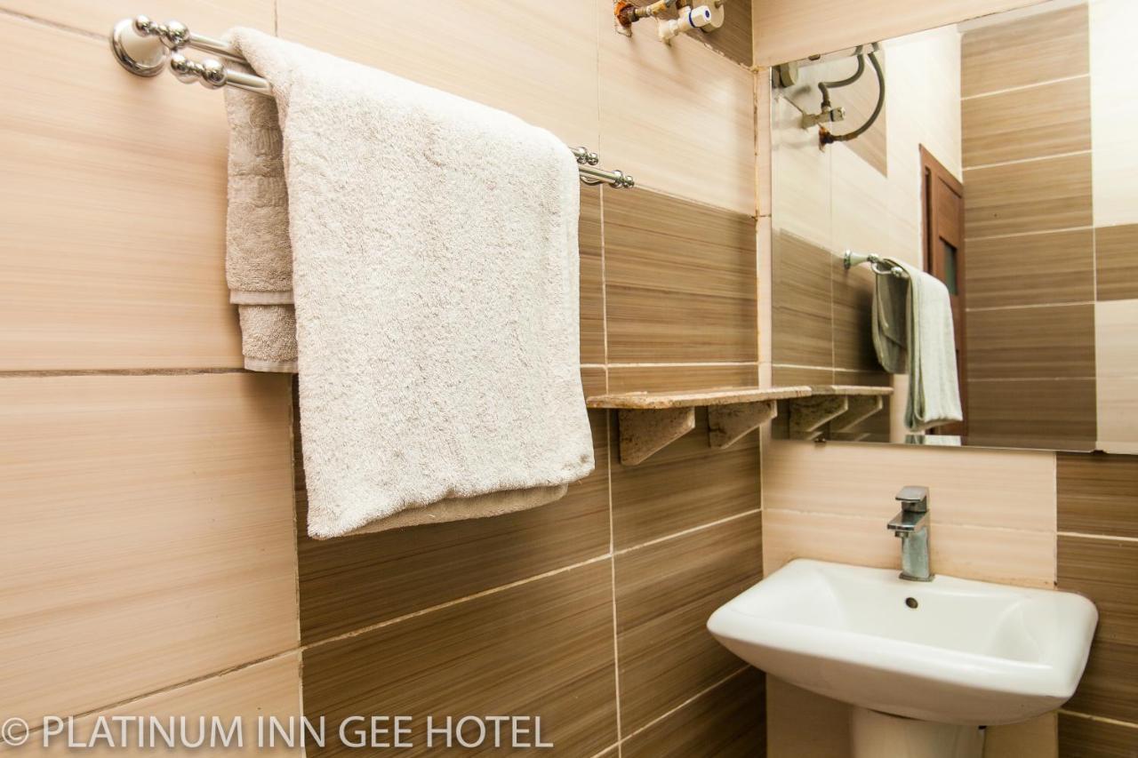 Platinum Inn Gee Hotel Suru Lere Экстерьер фото