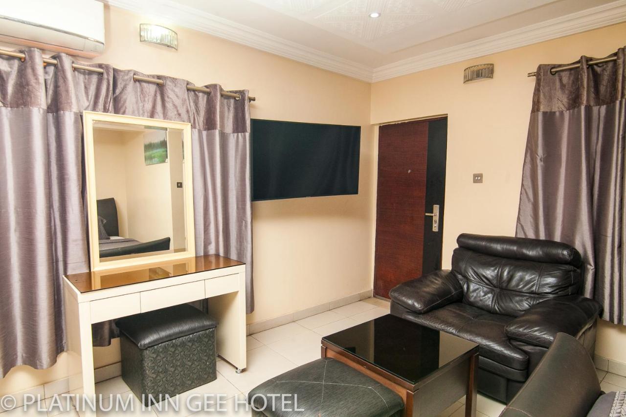Platinum Inn Gee Hotel Suru Lere Экстерьер фото
