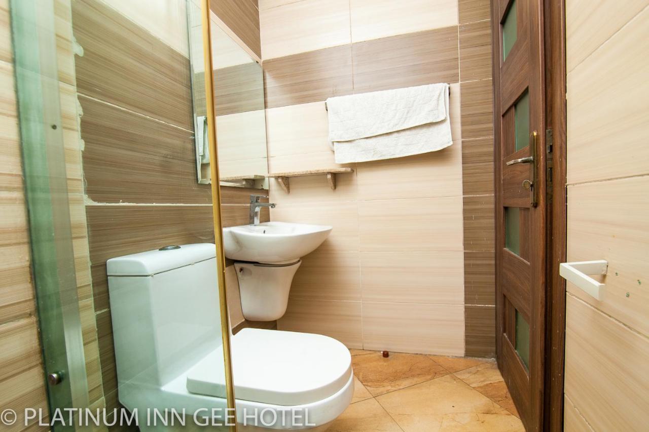 Platinum Inn Gee Hotel Suru Lere Экстерьер фото